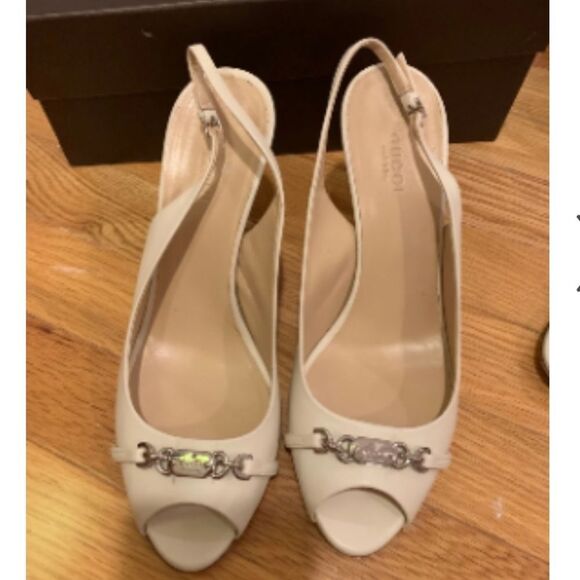 🆕️GUCCI horsebit cream peep toe pumps 3 1/2 inch heel👠 size 37.5 - Picture 1 of 9